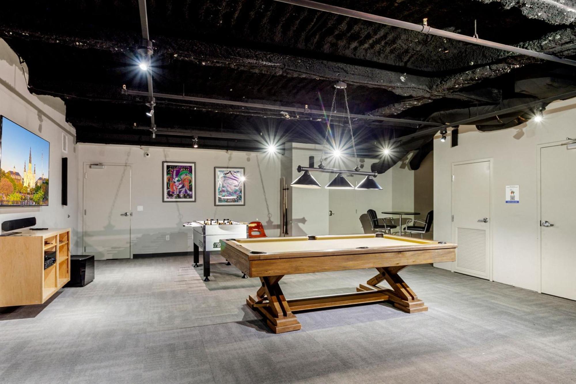 Modern Condo With Game Room In Downtown New Orleans Bagian luar foto