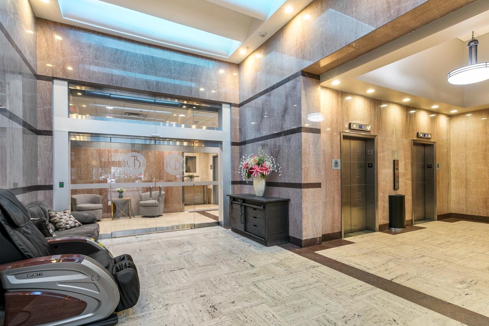 Modern Condo With Game Room In Downtown New Orleans Bagian luar foto